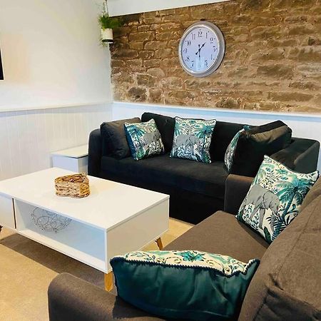 The Mill Stylish Rural Apartment With Beautiful Views Welsh Newton Common Екстер'єр фото